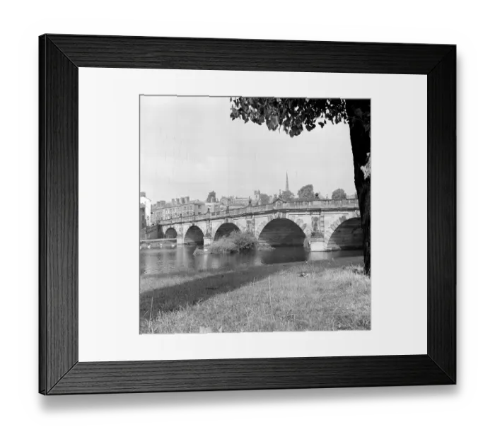 Framed Print : English Bridge a98_05123