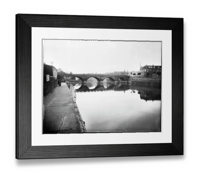 Framed Print : Welsh Bridge CC80_00506 Framed Print : Welsh Bridge CC80_00506