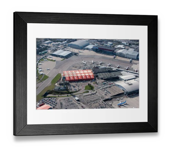 Framed Print : Luton Airport 26856_028 Framed Print : Luton Airport 26856_028