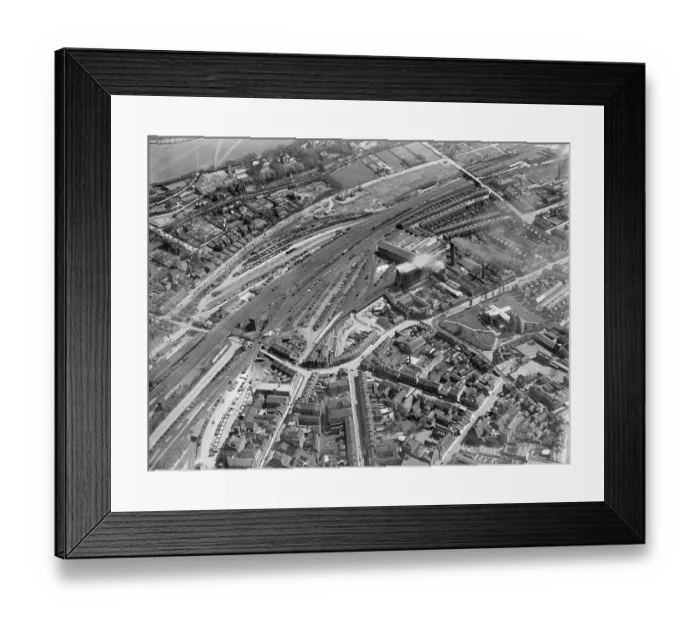 Framed Print : Power Court EPW026489
