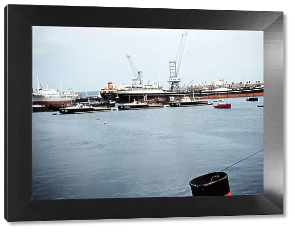 Ships in Falmouth Harbour BAR03_01_243