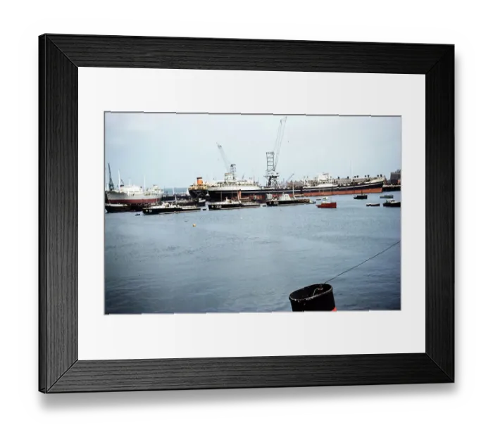 Framed Print : Ships in Falmouth Harbour BAR03_01_243 Framed Print : Ships in Falmouth Harbour BAR03_01_243