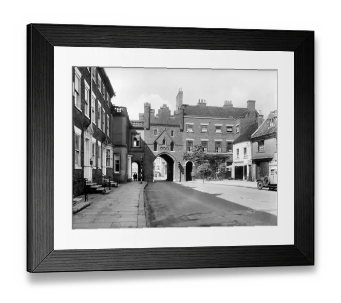 Framed Print : North Bar Within CC98_00013