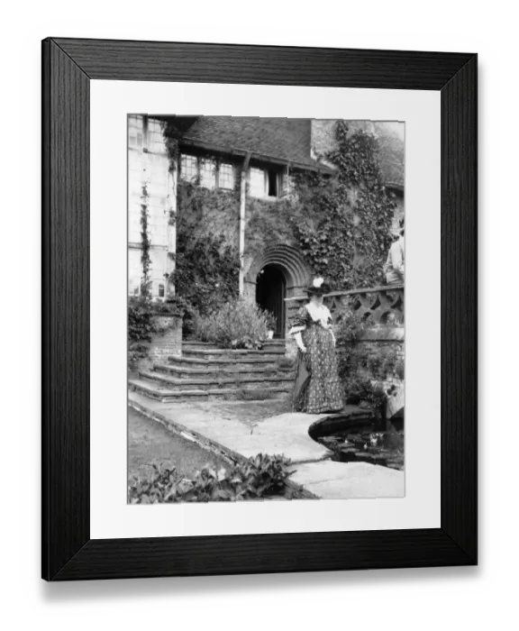 Framed Print : Gertrude Jekyll c. 1901 OP01502