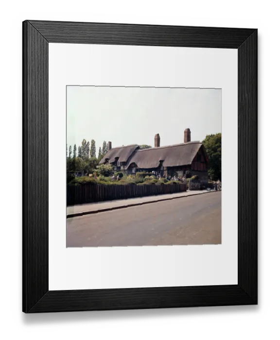Framed Print : Anne Hathaways Cottage WSA01_05_044