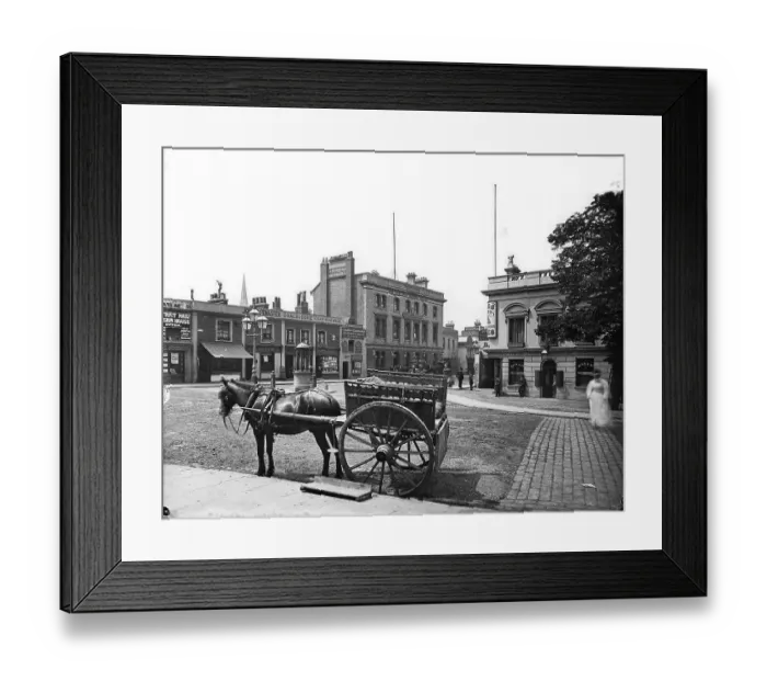 Framed Print : Railway Hotel OFH01_01_01_f07_11