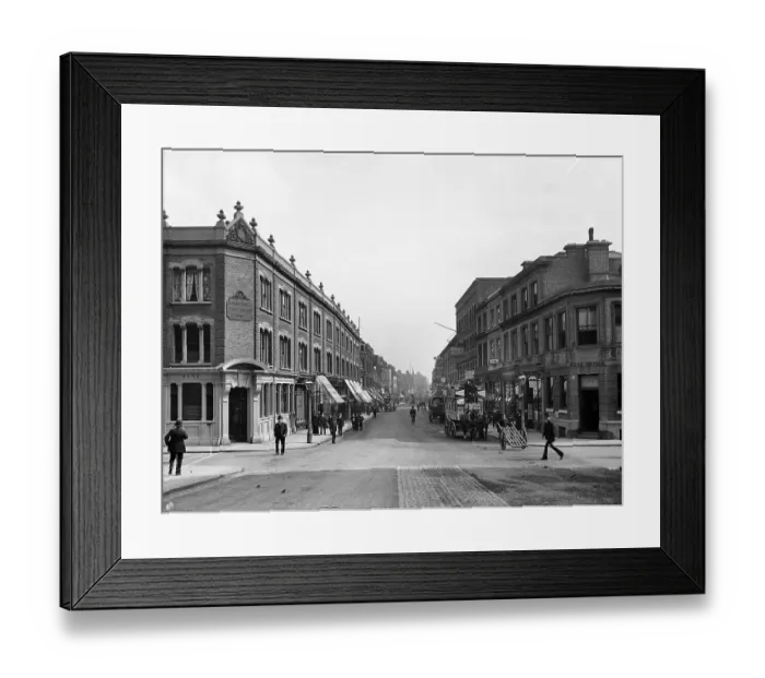 Framed Print : Putney High Street OFH01_01_01_f07_13 Framed Print : Putney High Street OFH01_01_01_f07_13