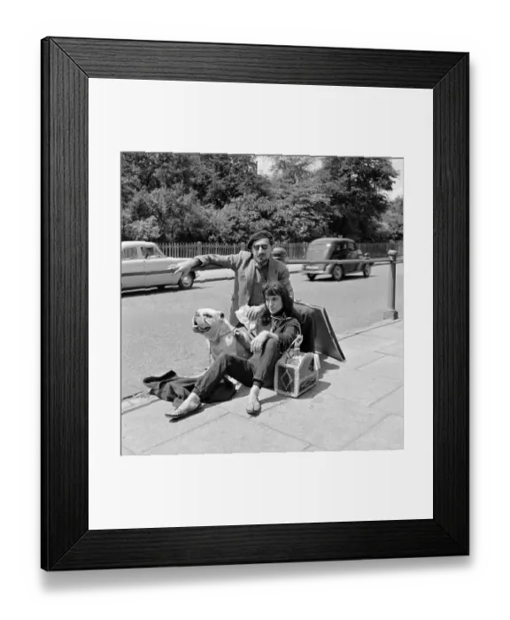 Framed Print : Swinging Sixties AA072122