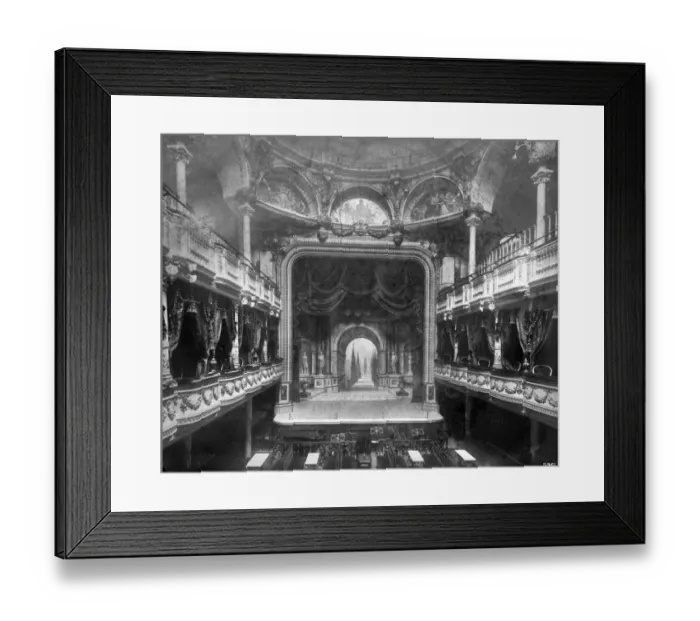 Framed Print : London Pavilion Theatre BL05961 Framed Print : London Pavilion Theatre BL05961