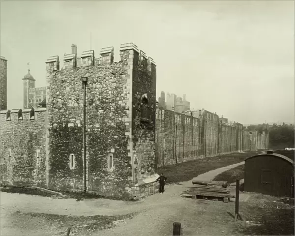 Tower of London BL03868