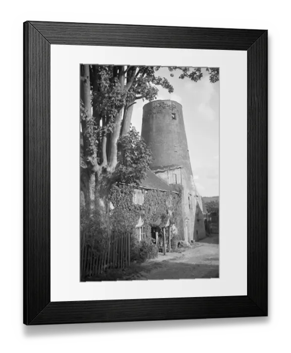 Framed Print : Doolittle Windmill, Bedfordshire a78_00468 Framed Print : Doolittle Windmill, Bedfordshire a78_00468