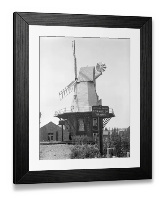 Framed Print : Gibbet Windmill, Rye a78_01406