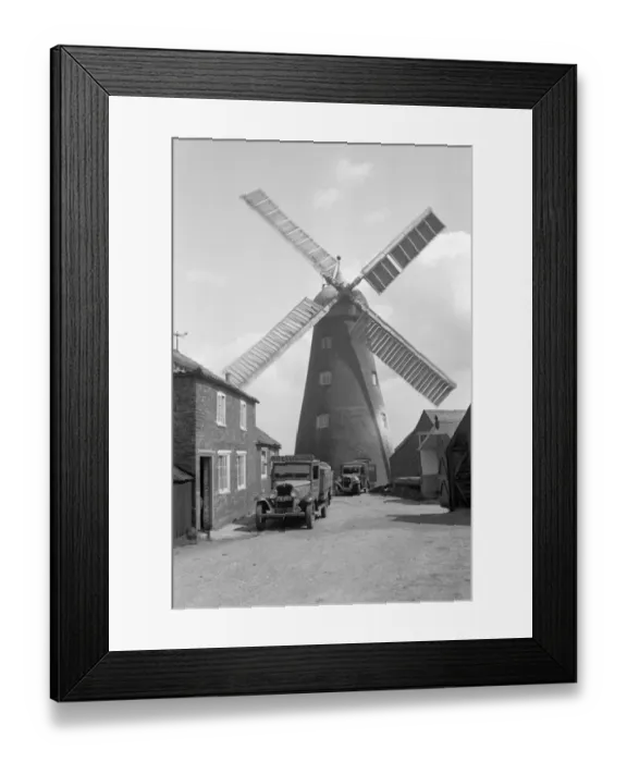 Framed Print : Hagg Windmill, Lincolnshire a80_05385