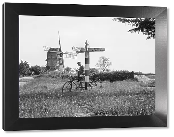 Mill Green, Broxted, Essex a81_00922