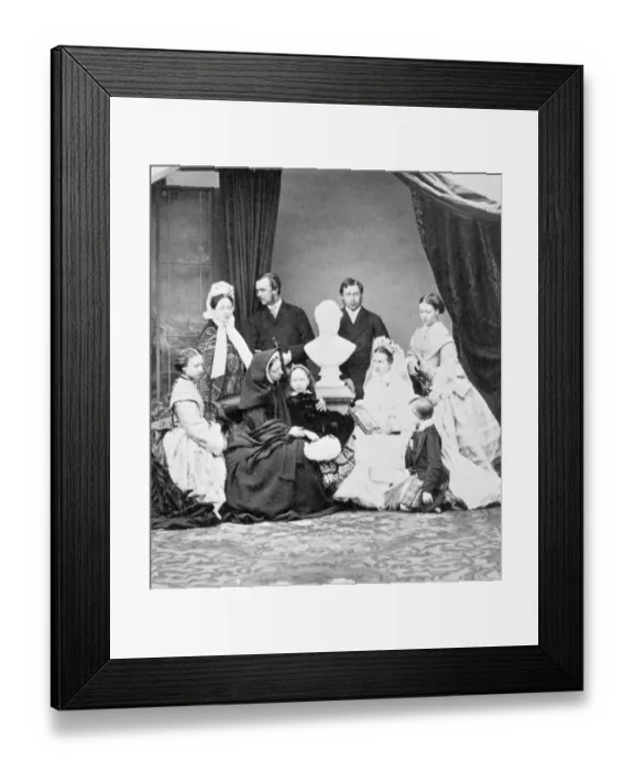 Framed Print : Queen Victoria and her family N950006