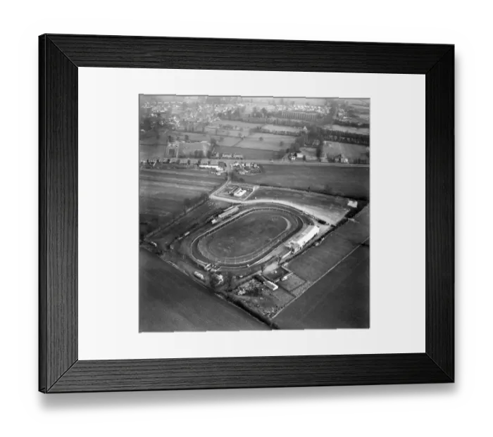 Framed Print : Swindon Greyhound Stadium EAW168409