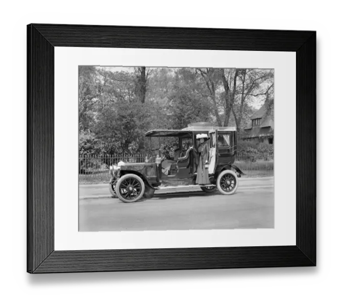 Framed Print : Daimler Limousine motor car BL20505 Framed Print : Daimler Limousine motor car BL20505