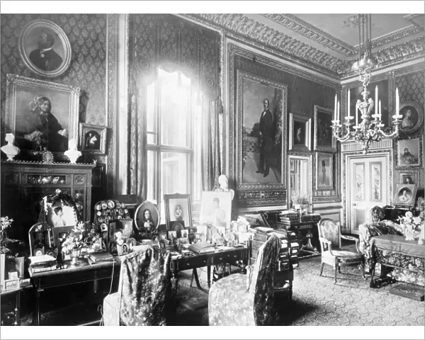 Queen Victorias private sitting room at Windsor c. 1890 D880035