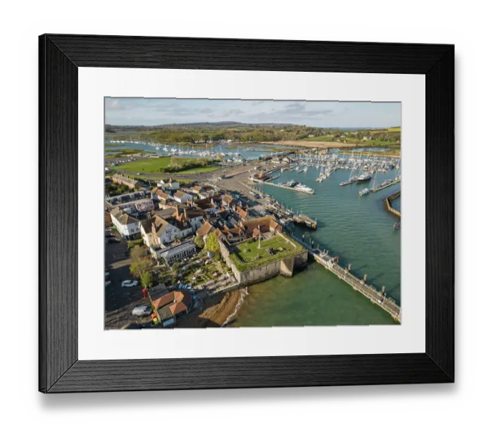 Framed Print : Yarmouth Castle DP463604