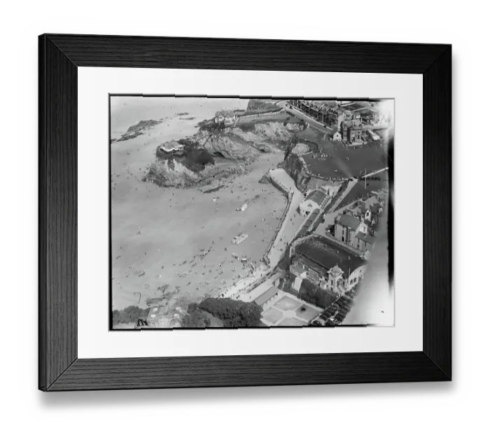 Framed Print : Towan Promenade and Beach, Newquay app_22790_225 Framed Print : Towan Promenade and Beach, Newquay app_22790_225