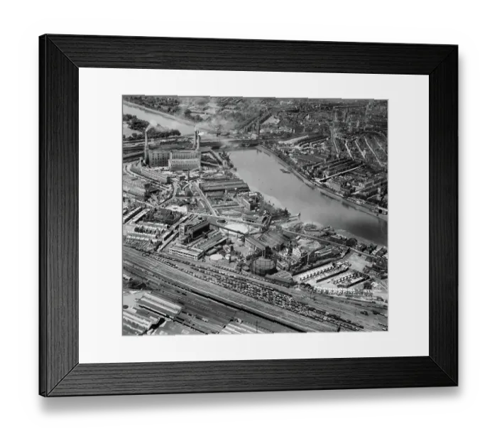Framed Print : Gas Works and Battersea Power Station EAW001428