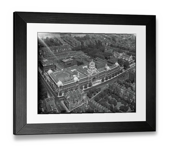 Framed Print : The Victoria and Albert Museum app_22790_048