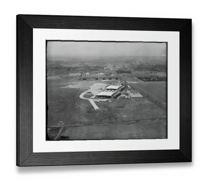 Framed Print : Croydon Airport app_22790_069