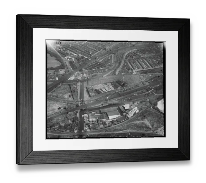 Framed Print : Mazawattee Tea Company by the Surrey Union Canal app_22790_070 Framed Print : Mazawattee Tea Company by the Surrey Union Canal app_22790_070