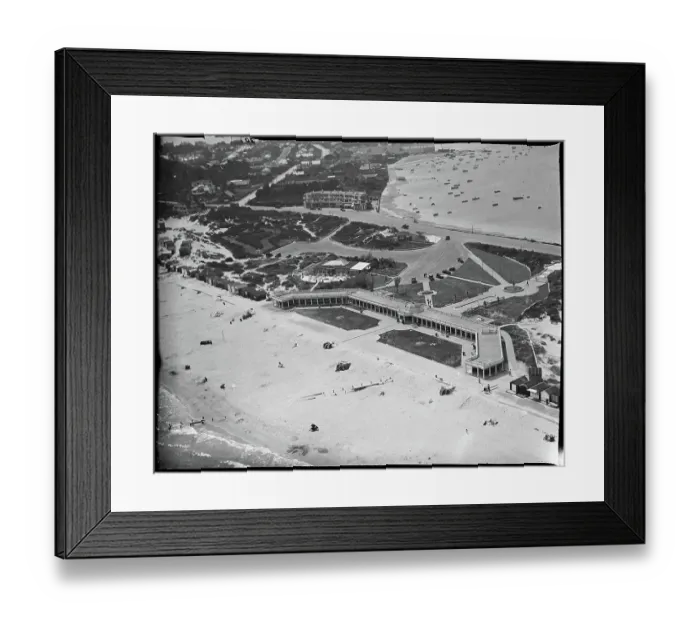 Framed Print : Pavilion, Sandbanks app_22790_024 Framed Print : Pavilion, Sandbanks app_22790_024