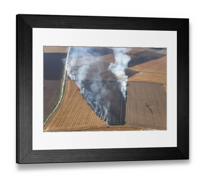 Framed Print : Fires in an arable field, North Lincolnshire 34262_066 Framed Print : Fires in an arable field, North Lincolnshire 34262_066