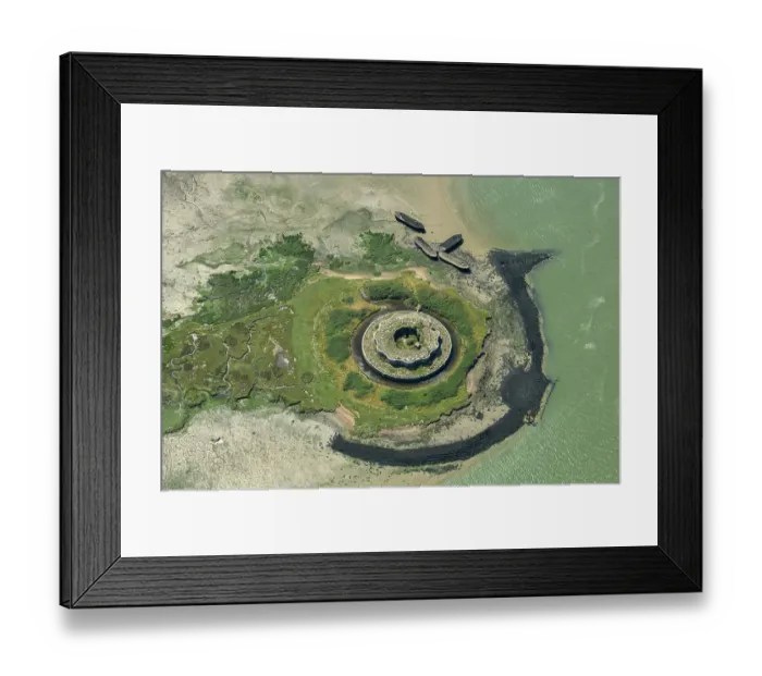 Framed Print : Fort Darnet, Medway 35387_020