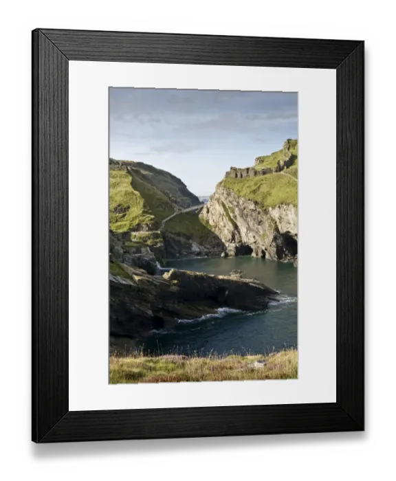 Framed Print : Tintagel Castle N090578 Framed Print : Tintagel Castle N090578