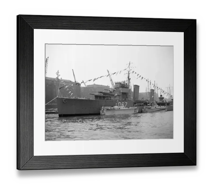 Framed Print : HMS Wishart a002466 Framed Print : HMS Wishart a002466