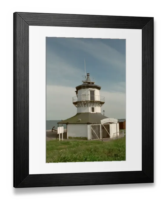 Framed Print : Low Lighthouse Framed Print : Low Lighthouse
