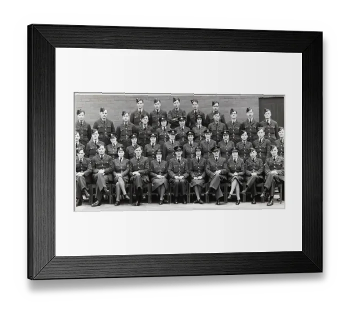 Framed Print : RAF and WAAF instructors at the No.2 School of Photography chp01_07_01_031 Framed Print : RAF and WAAF instructors at the No.2 School of Photography chp01_07_01_031