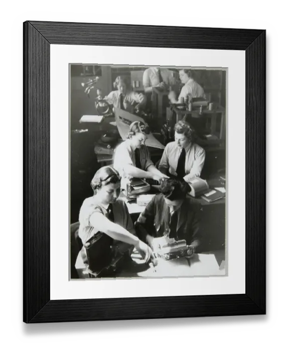Framed Print : Group of Women's Auxiliary Air Force (WAAF) trainees undertaking training with the F24 camera chp01_07_01_049 Framed Print : Group of Women's Auxiliary Air Force (WAAF) trainees undertaking training with the F24 camera chp01_07_01_049