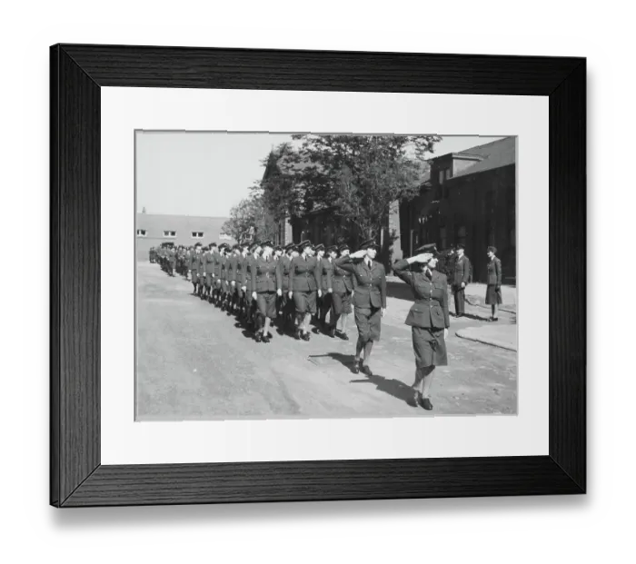 Framed Print : A group of Women's Auxiliary Air Force (WAAF) trainees saluting the Commanding Officer chp01_07_01_080 Framed Print : A group of Women's Auxiliary Air Force (WAAF) trainees saluting the Commanding Officer chp01_07_01_080