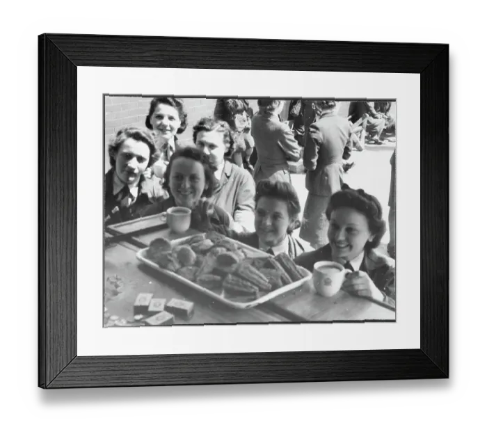 Framed Print : Members of the WAAF (Women's Auxiliary Air Force) enjoying a break at the NAAFI mobile canteen chp01_07_01_104