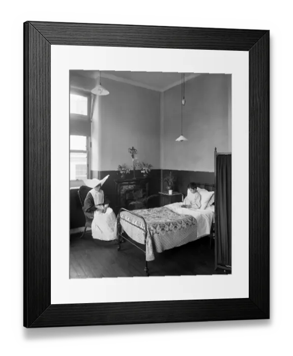 Framed Print : Italian Hospital, London 1903 BL17920_011 Framed Print : Italian Hospital, London 1903 BL17920_011