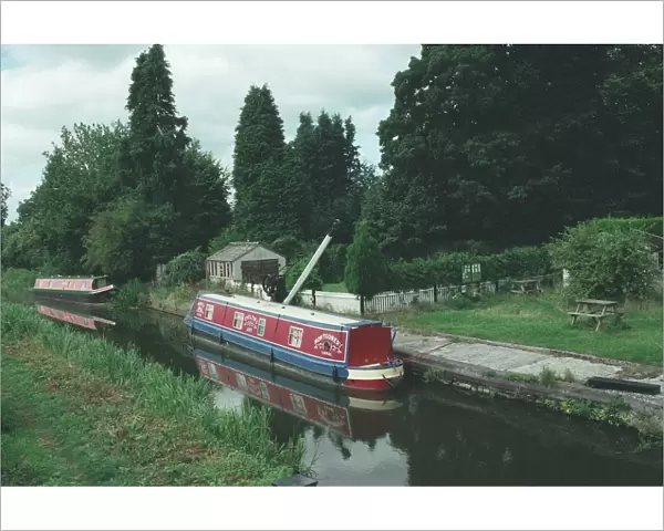 Crane, Shropshire Union Canal