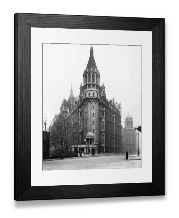 Framed Print : National Liberal Club BL25326