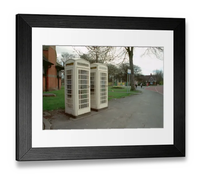 Framed Print : Two K6 Telephone Kiosks