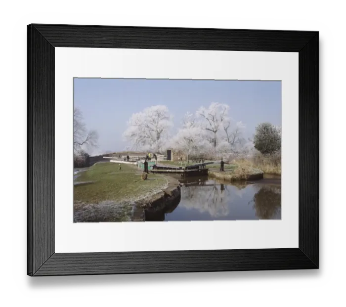 Framed Print : Canal lock