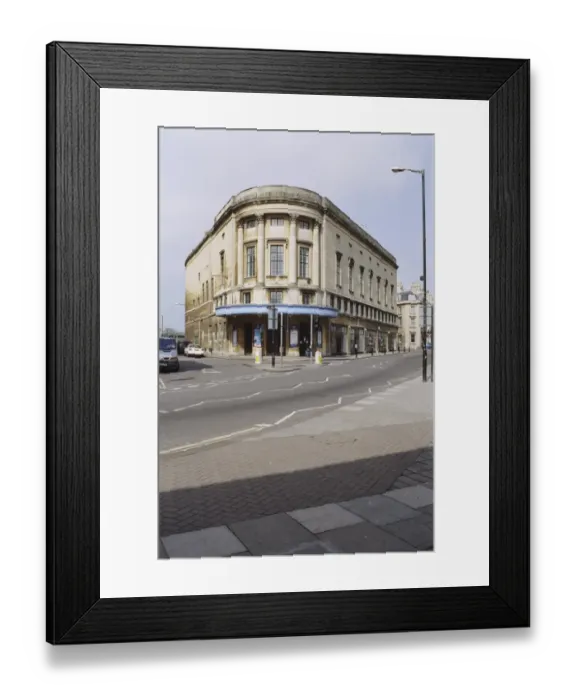 Framed Print : The Forum. Formerly the Forum Super Cinema, now Bath City Church