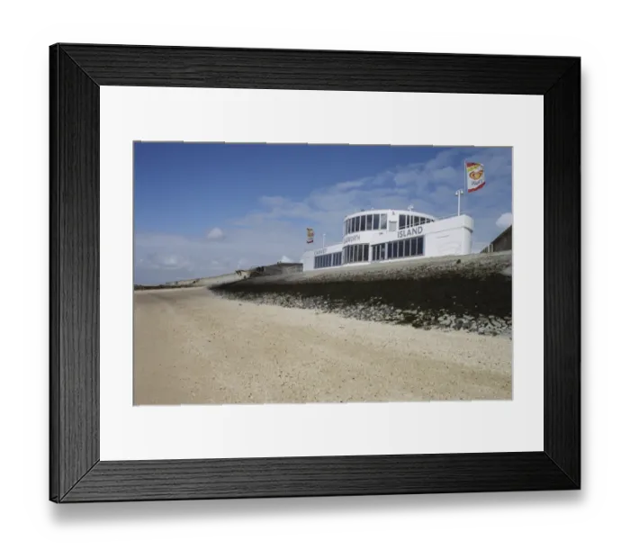 Framed Print : Labworth Cafe, Canvey Island