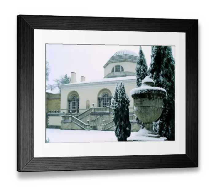 Framed Print : Chiswick House in the snow K030095
