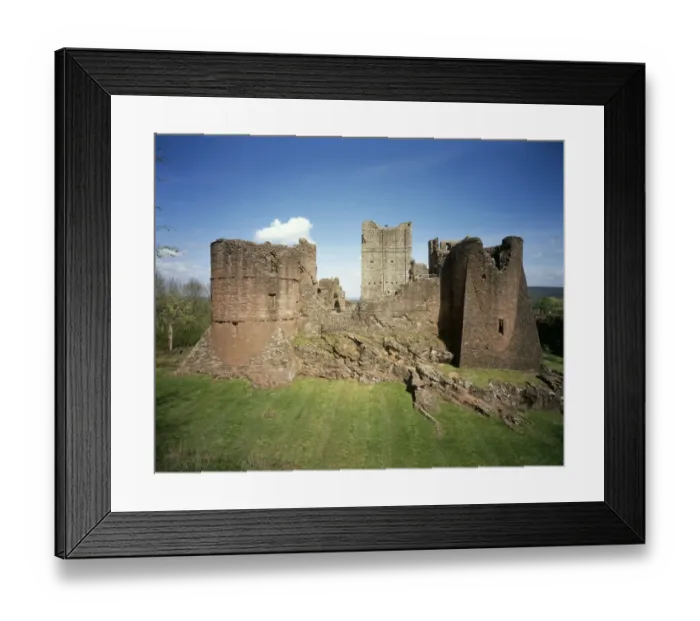 Framed Print : Goodrich Castle J060162