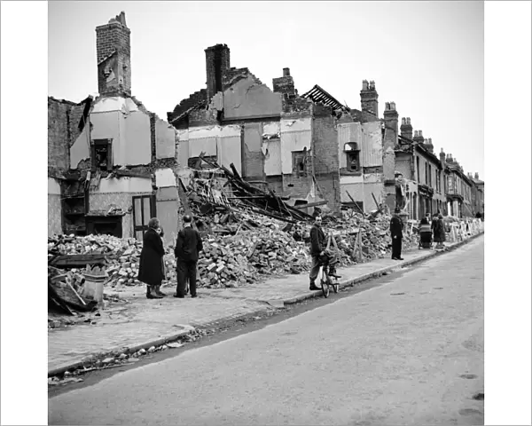 Bomb damage, Birmingham 1942 OP09006