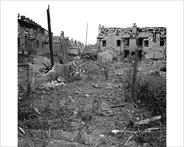 Bomb damage, Birmingham 1942 OP09008