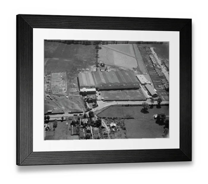 Framed Print : Elstree Studios 1928 EPW021912